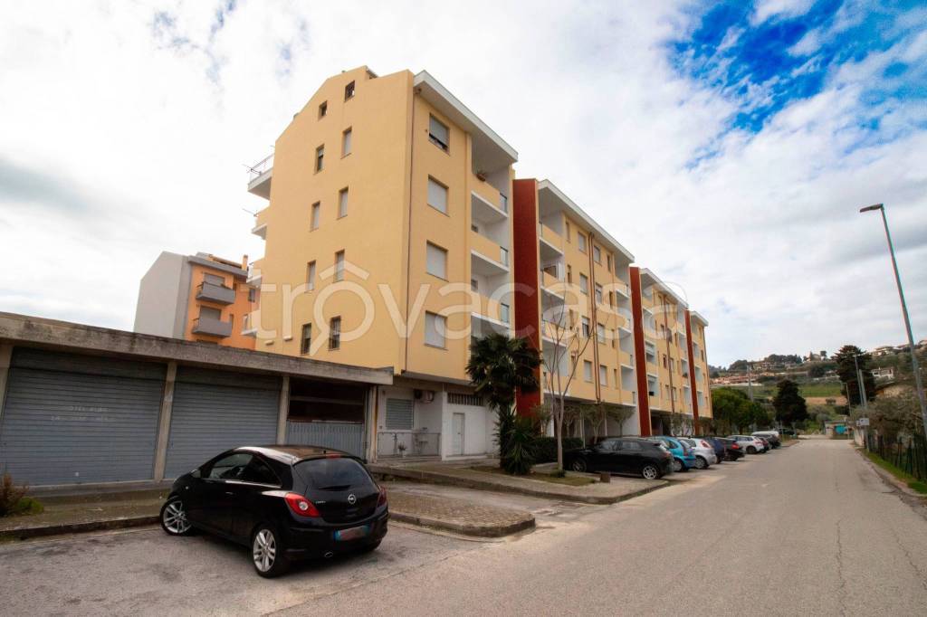 appartamento in vendita a Tortoreto