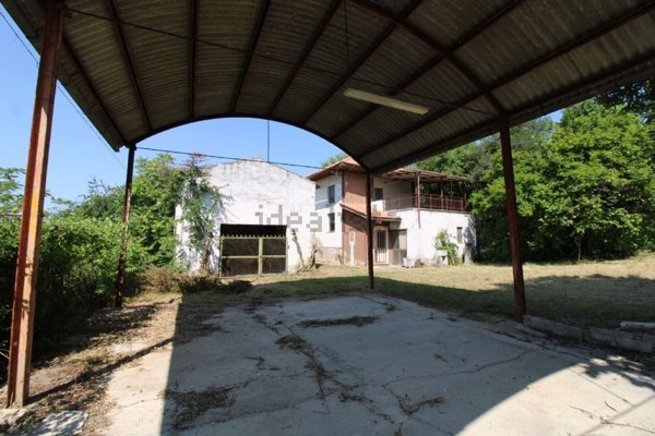 casa indipendente in vendita a Tortoreto