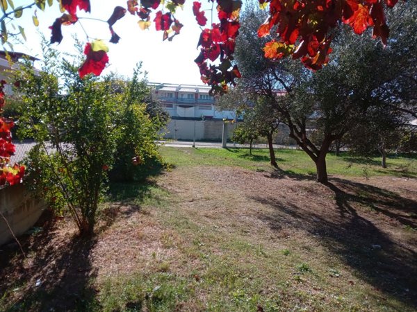 casa indipendente in vendita a Tortoreto