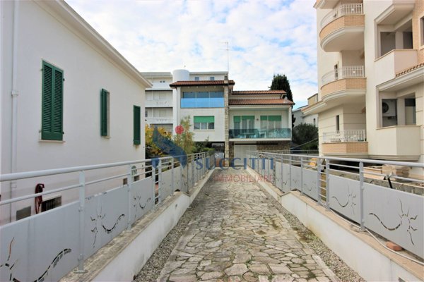 casa indipendente in vendita a Tortoreto