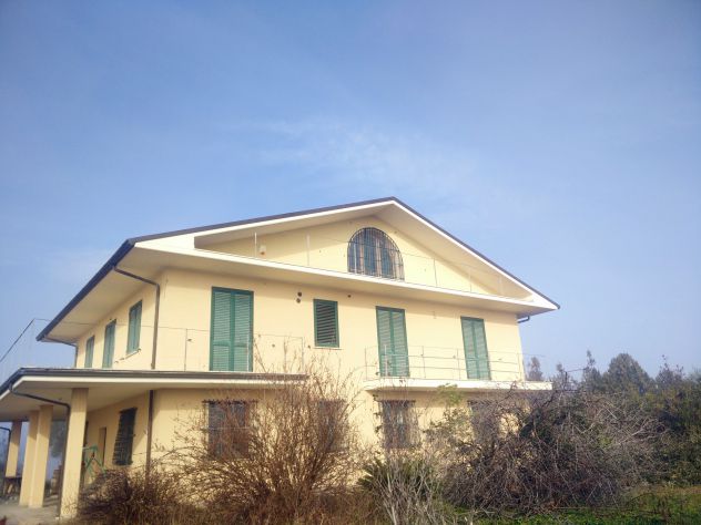 casa indipendente in vendita a Tortoreto