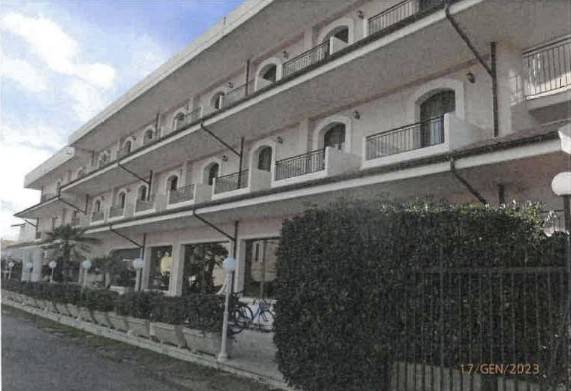 intera palazzina in vendita a Tortoreto