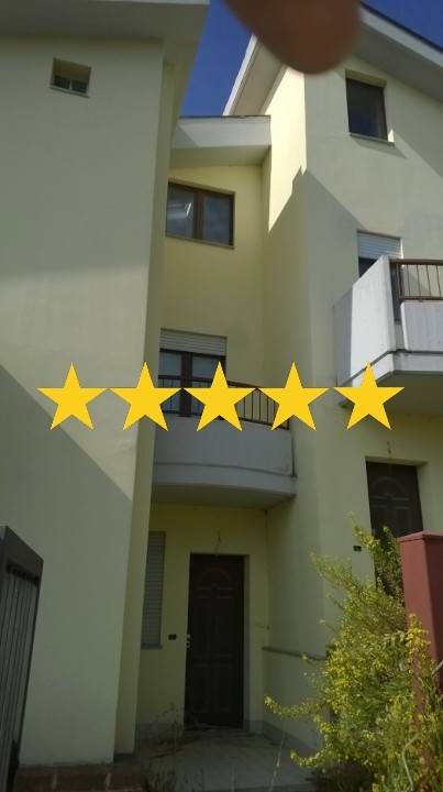casa indipendente in vendita a Tortoreto