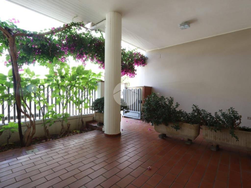 casa indipendente in vendita a Tortoreto