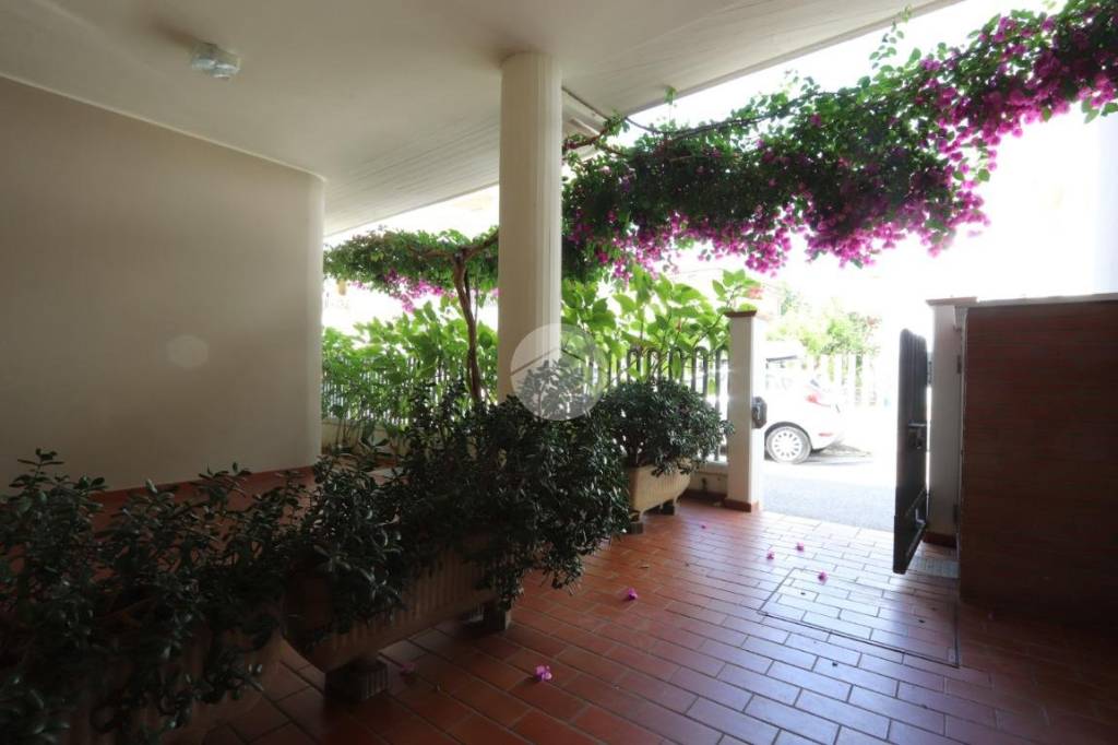 casa indipendente in vendita a Tortoreto