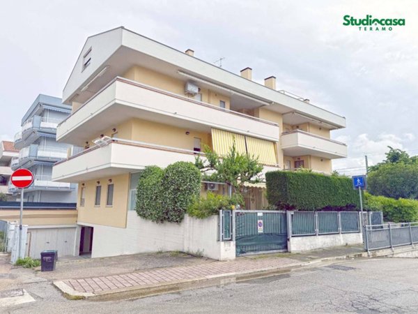 appartamento in vendita a Tortoreto