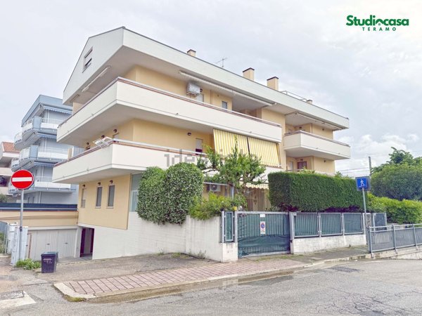 appartamento in vendita a Tortoreto