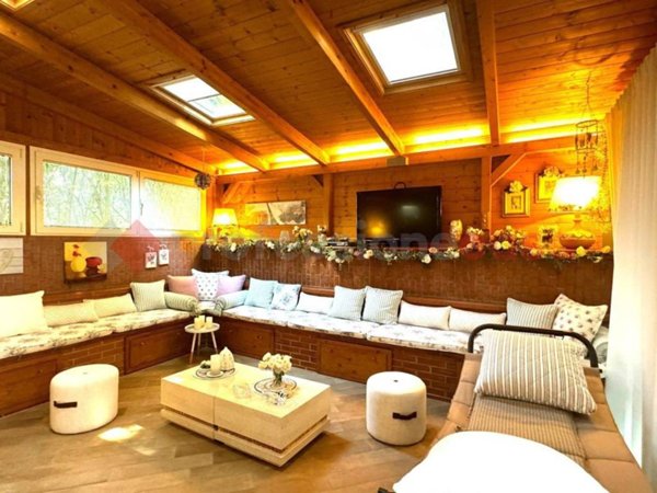 casa indipendente in vendita a Tortoreto