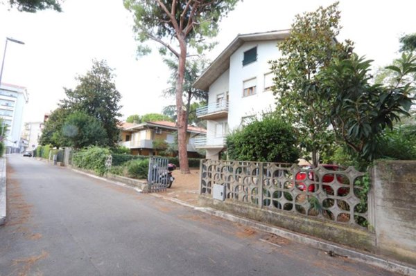 casa indipendente in vendita a Tortoreto