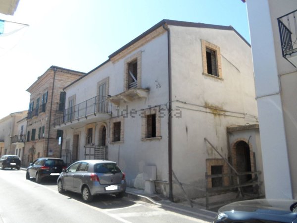 casa indipendente in vendita a Tortoreto