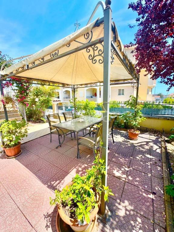 appartamento in vendita a Tortoreto