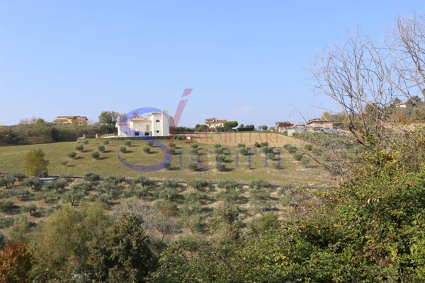 terreno agricolo in vendita a Tortoreto