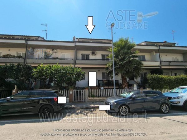 casa indipendente in vendita a Tortoreto