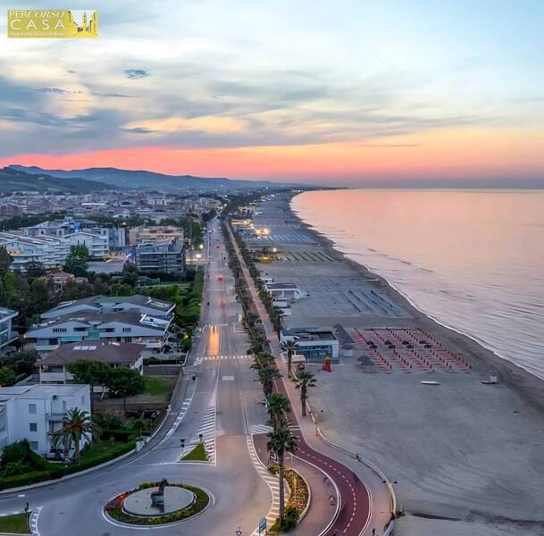 casa indipendente in vendita a Tortoreto