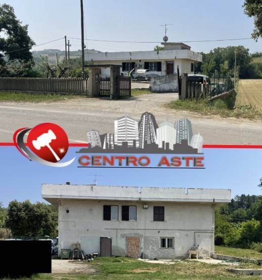 casa indipendente in vendita a Tortoreto