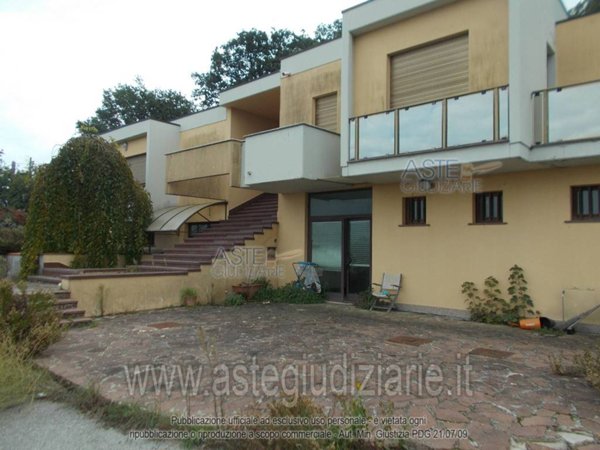 casa indipendente in vendita a Tortoreto