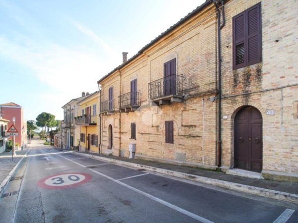 casa indipendente in vendita a Tortoreto
