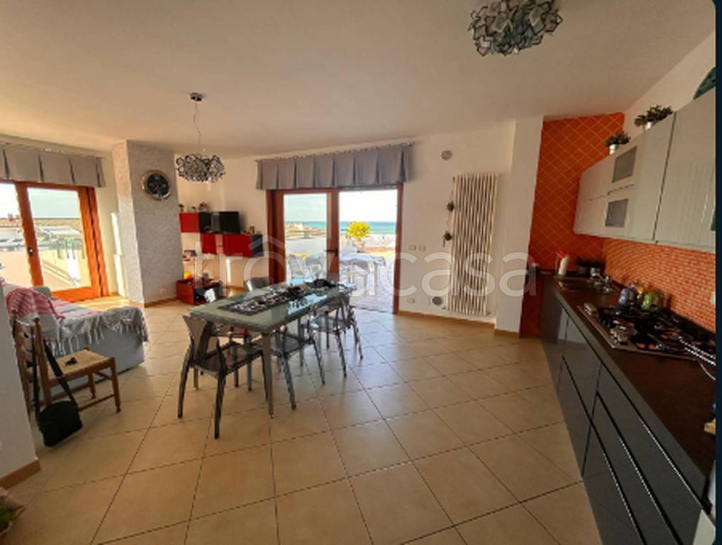 appartamento in vendita a Tortoreto