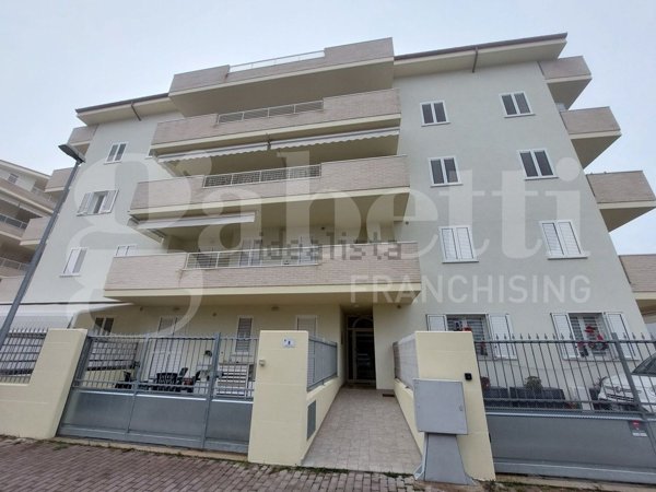 appartamento in vendita a Tortoreto