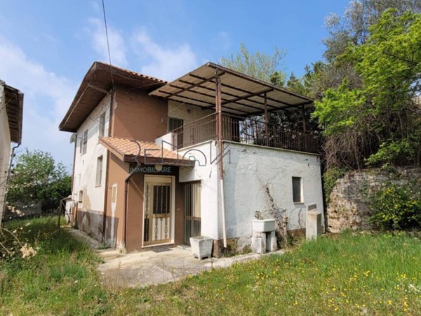 casa indipendente in vendita a Tortoreto