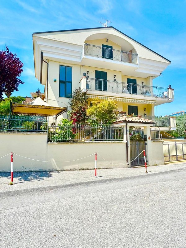 appartamento in vendita a Tortoreto