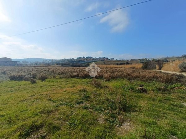 terreno edificabile in vendita a Tortoreto