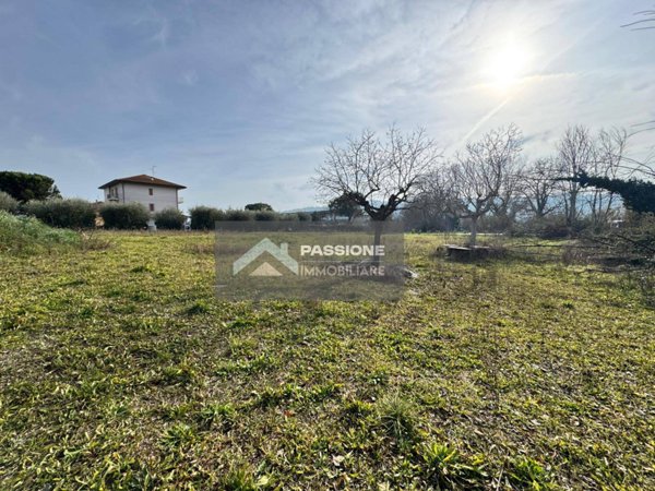 casa indipendente in vendita a Tortoreto in zona Salino