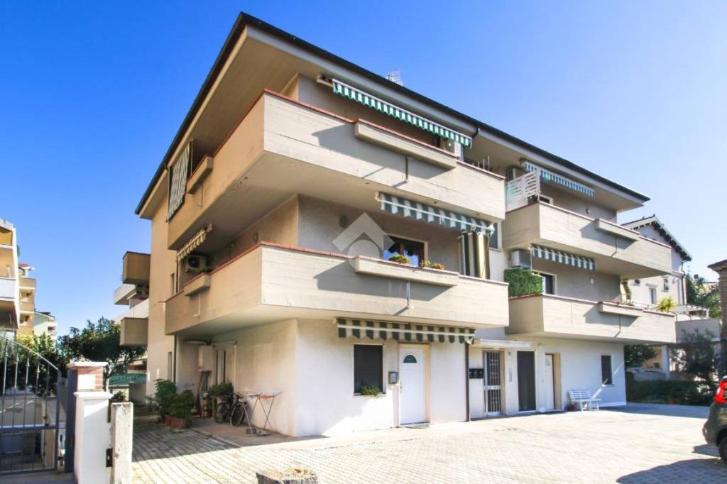 appartamento in vendita a Tortoreto