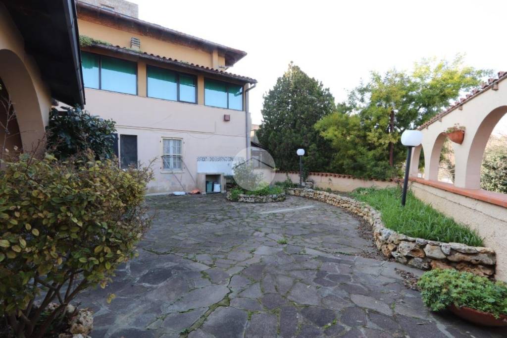 casa indipendente in vendita a Tortoreto