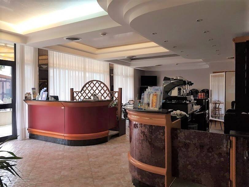 negozio in vendita a Tortoreto