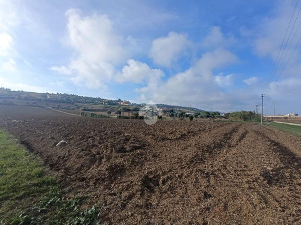 terreno edificabile in vendita a Tortoreto