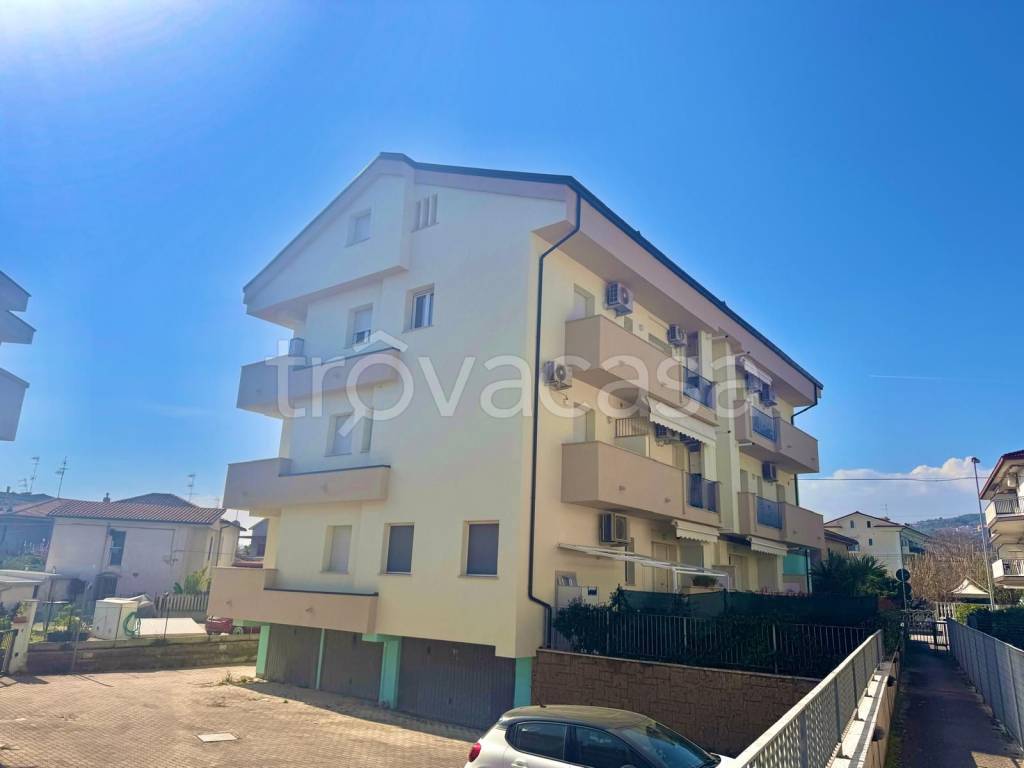 appartamento in vendita a Tortoreto