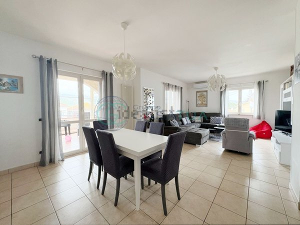 appartamento in vendita a Tortoreto in zona Salino