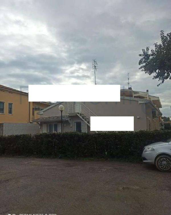 casa indipendente in vendita a Tortoreto