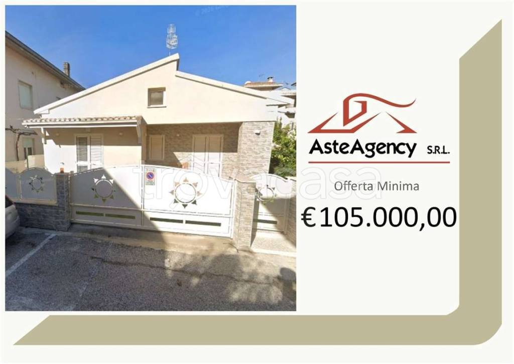 casa indipendente in vendita a Tortoreto