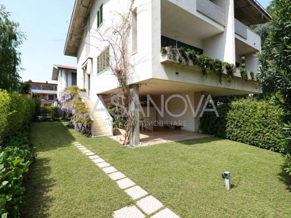 casa indipendente in vendita a Tortoreto