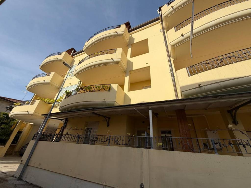 appartamento in vendita a Tortoreto