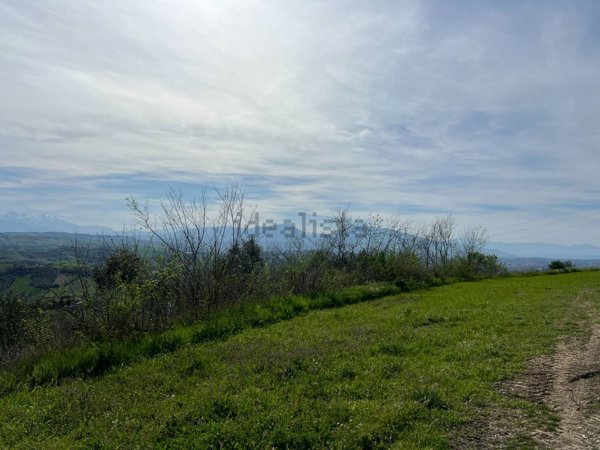 terreno agricolo in vendita a Tortoreto