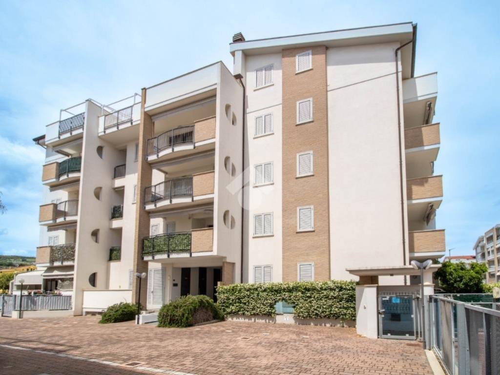 appartamento in vendita a Tortoreto