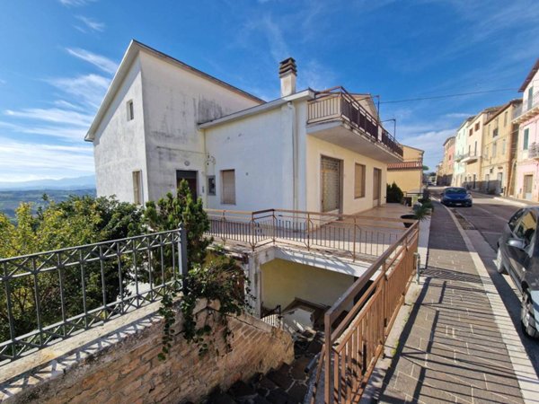 intera palazzina in vendita a Tortoreto