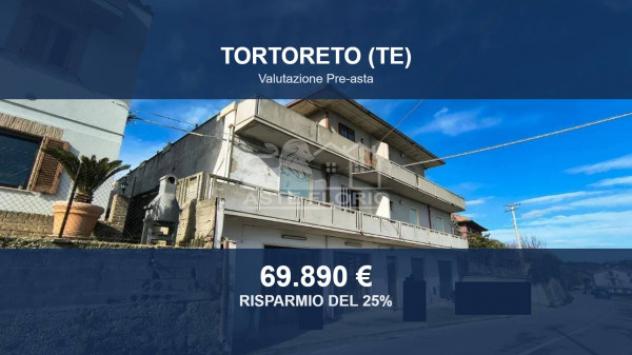 appartamento in vendita a Tortoreto in zona Cavatassi