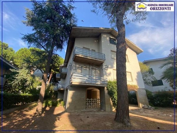 casa indipendente in vendita a Tortoreto