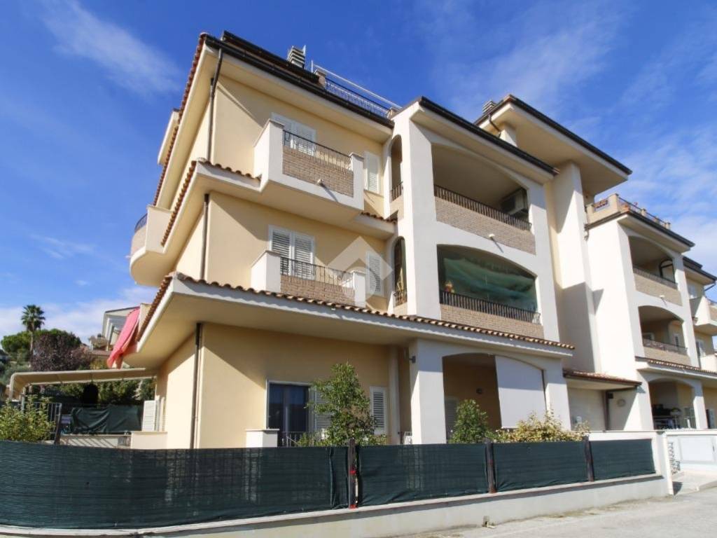 appartamento in vendita a Tortoreto