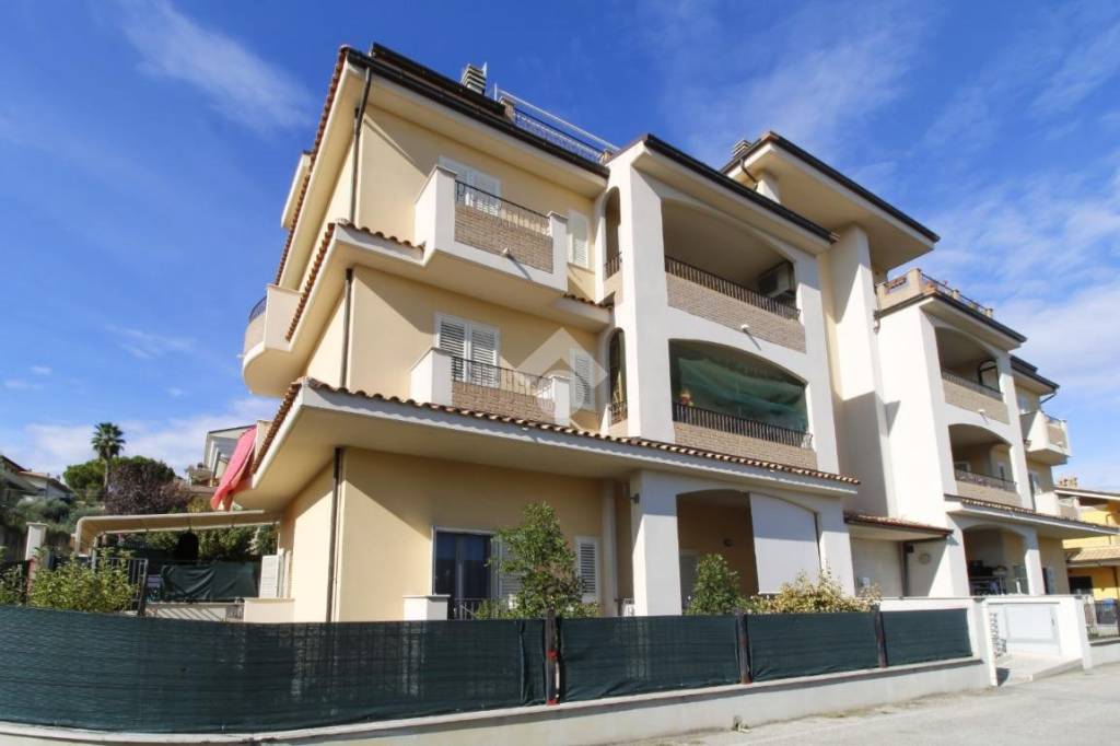 appartamento in vendita a Tortoreto