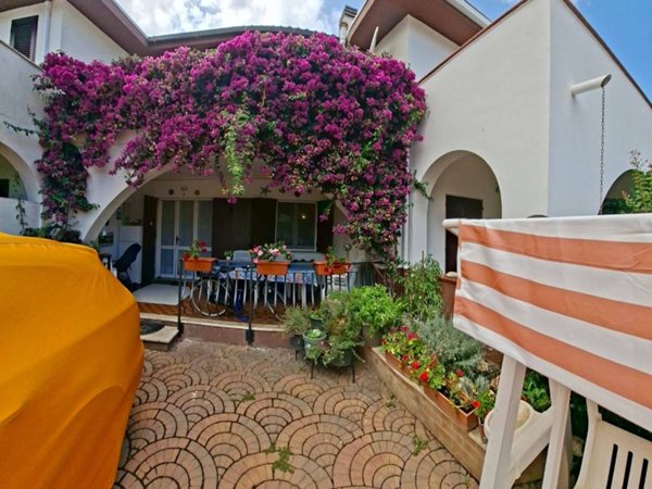 casa indipendente in vendita a Tortoreto