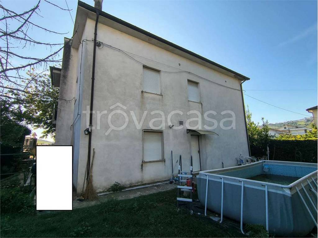 appartamento in vendita a Tortoreto in zona Salino