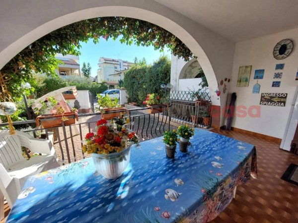 casa indipendente in vendita a Tortoreto