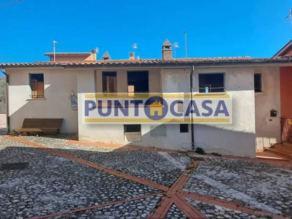 appartamento in vendita a Tossicia