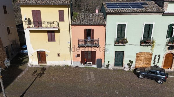 appartamento in vendita a Tossicia