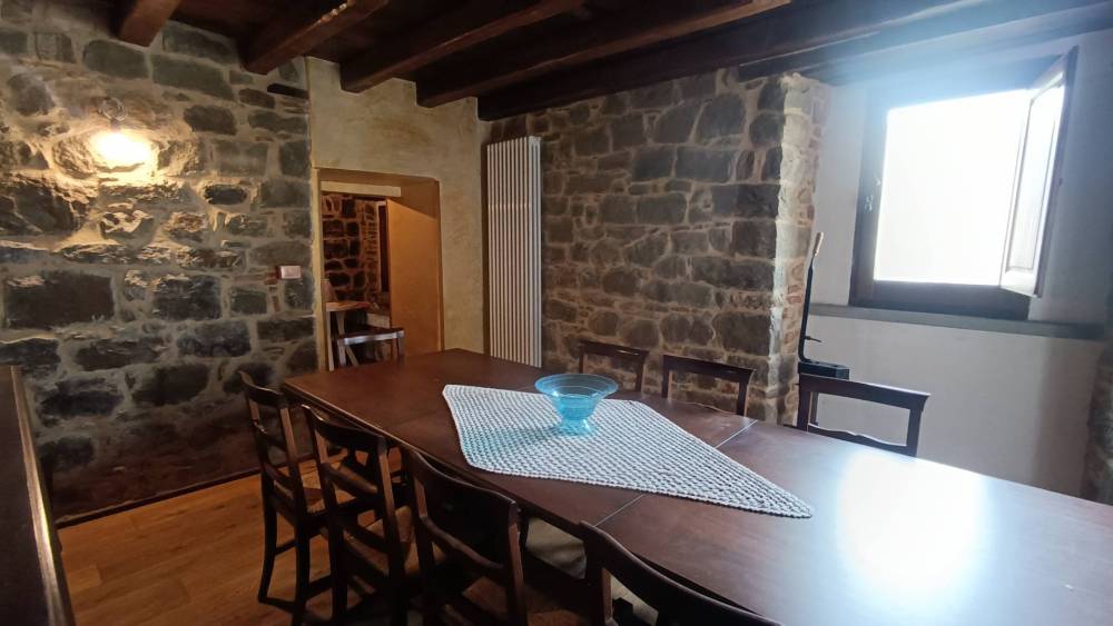 casa indipendente in vendita a Valle Castellana in zona Vignatico